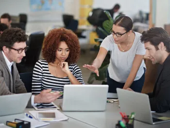 Today’s Blog Industry Finance  Business Consulting. - 英超直播